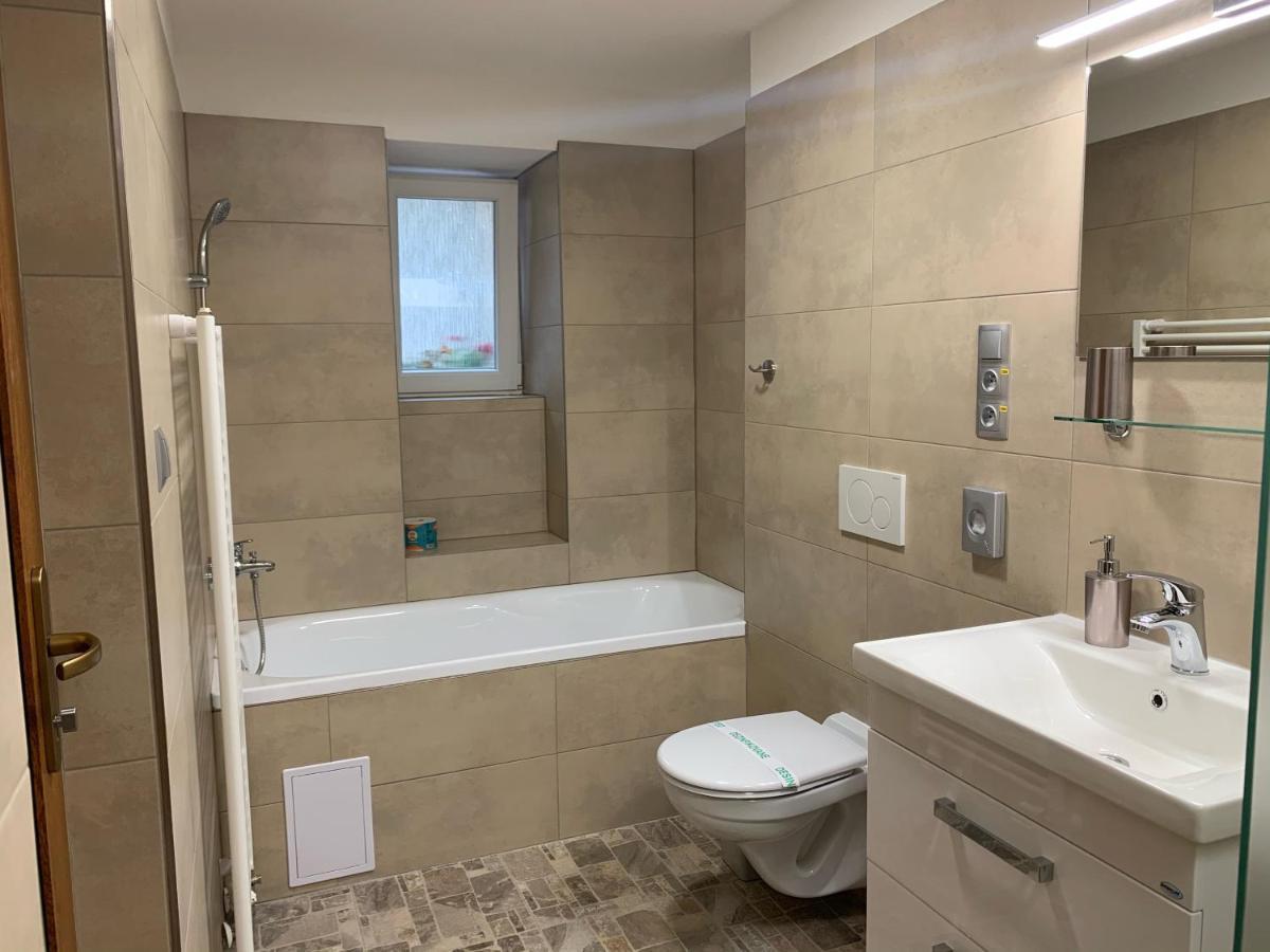 Apartmany Hujer 2 Bojnice Exterior foto